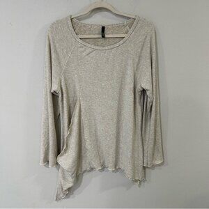 Elan Women’s Cream Oatmeal Asymmetrical Long Sleeve Crewneck Sweater Size Small